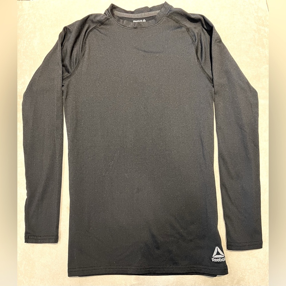 Reebok boys long sleeve shirt.